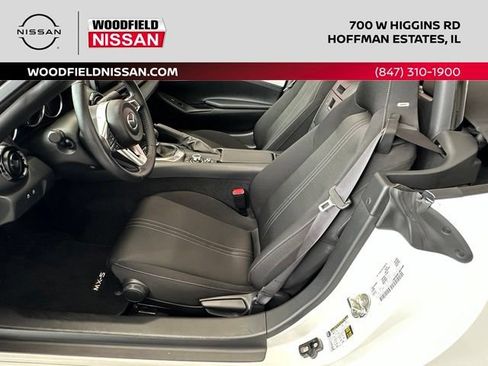 Used 2020 MAZDA MX-5 Miata Club RWD image 21