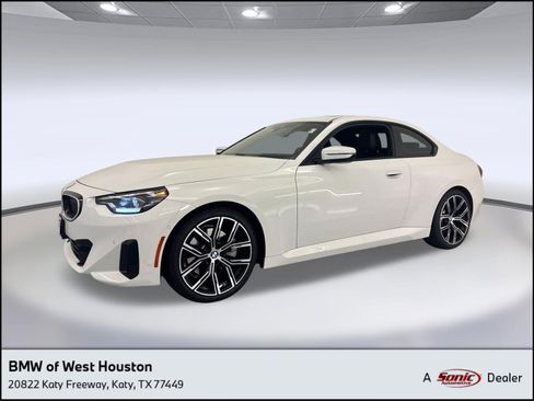 Used 2024 BMW 230i Coupe w/ Convenience Package image 1