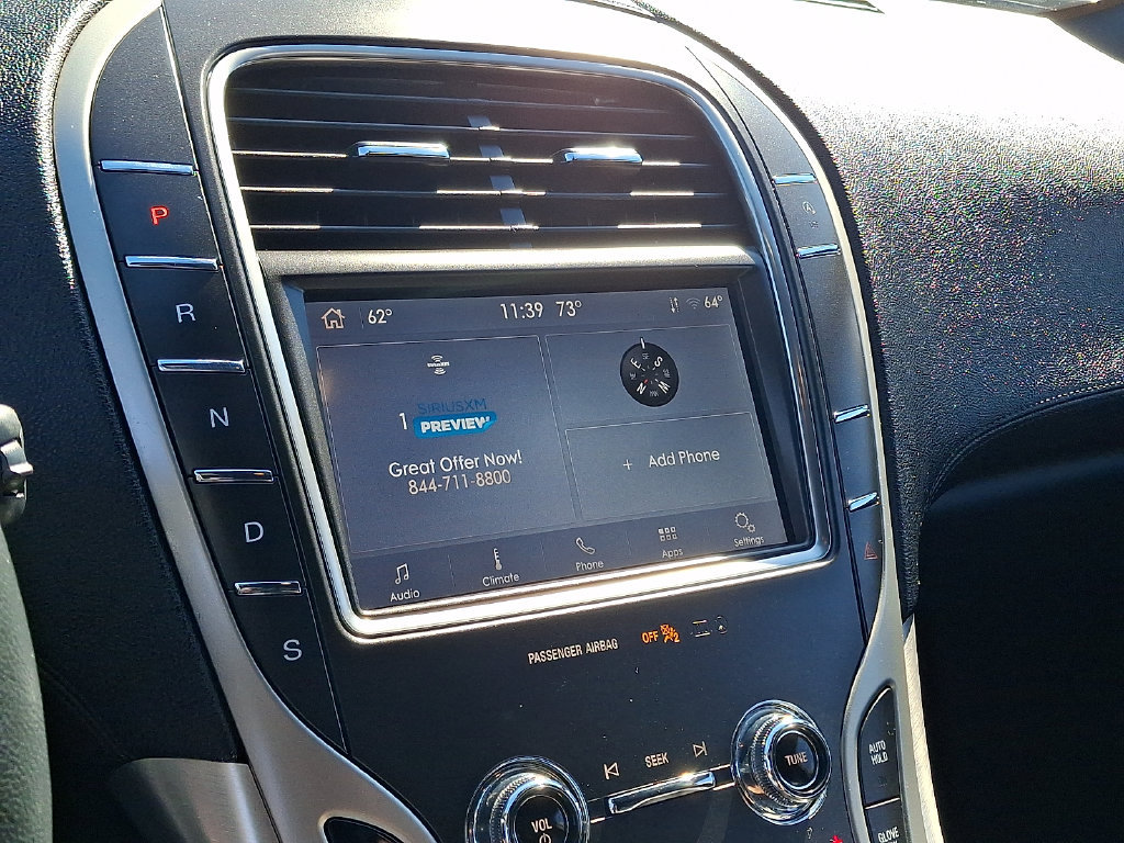 Used 2020 Lincoln Nautilus Premier AWD/4WD image 3