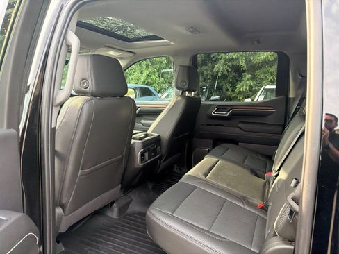 Used 2024 GMC Sierra 1500 Denali AWD/4WD image 6