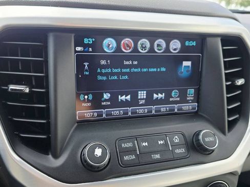 Used 2018 GMC Acadia SLT w/ LPO, Floor Liner Package AWD/4WD image 24