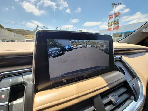 Used 2021 Chevrolet Tahoe Premier AWD/4WD image 14
