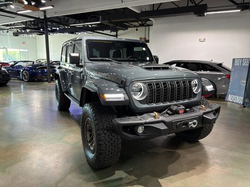 Used 2025 Jeep Wrangler Unlimited Rubicon 392 AWD/4WD image 12