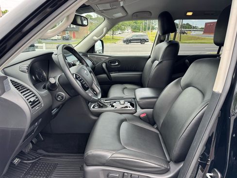 Used 2023 Nissan Armada SV RWD image 15