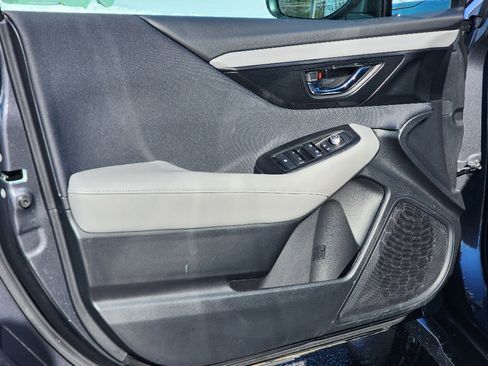 Certified 2025 Subaru Outback Premium image 32