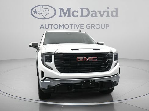 Used 2024 GMC Sierra 1500 Pro w/ Pro Value Package AWD/4WD image 2