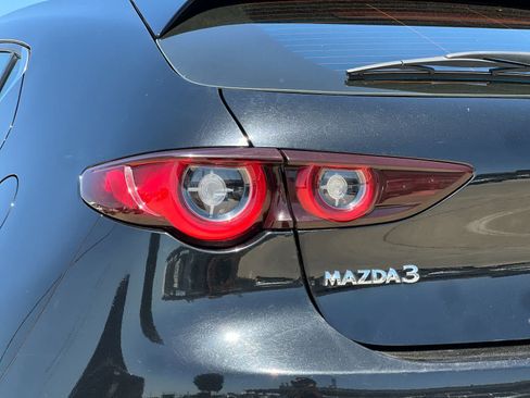 Used 2024 MAZDA MAZDA3 s FWD image 27