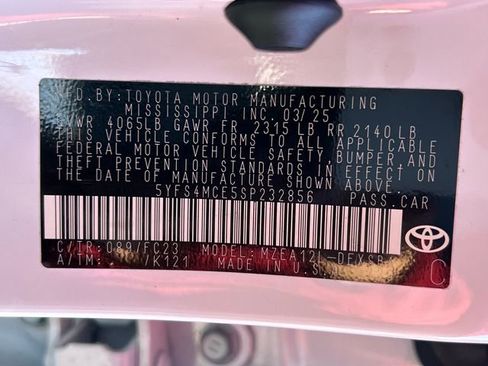 Used 2025 Toyota Corolla SE image 18