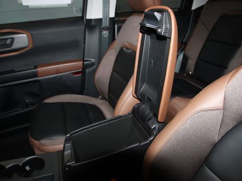 Used 2025 Ford Bronco Sport Outer Banks w/ Outer Banks Tech Package+ AWD/4WD image 20