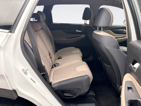 Used 2021 Hyundai Santa Fe SE image 17