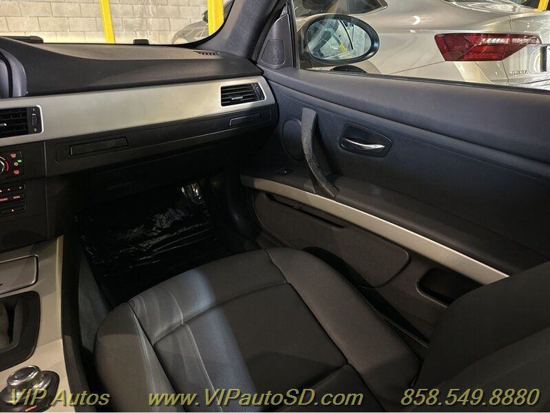 Used 2008 BMW 328i Convertible RWD image 19