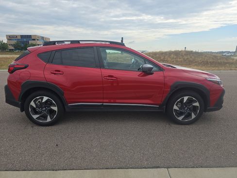 Used 2024 Subaru Crosstrek 2.5i Limited image 6