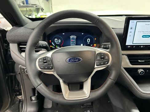 New 2027 Ford Explorer Active w/ Active Comfort Package AWD/4WD image 15