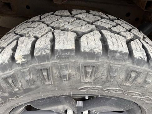 Used 2014 Ford F150 FX4 w/ Equipment Group 402A Luxury image 36