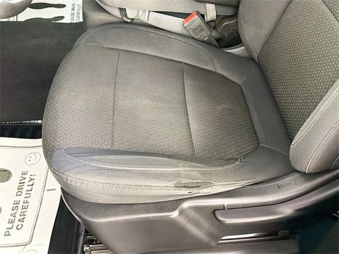 Used 2019 Chevrolet Silverado 1500 Custom image 18