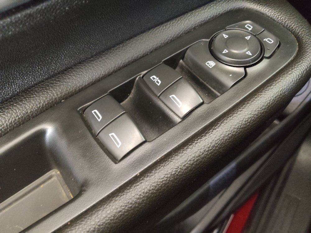 Used 2021 GMC Terrain SLT FWD image 27