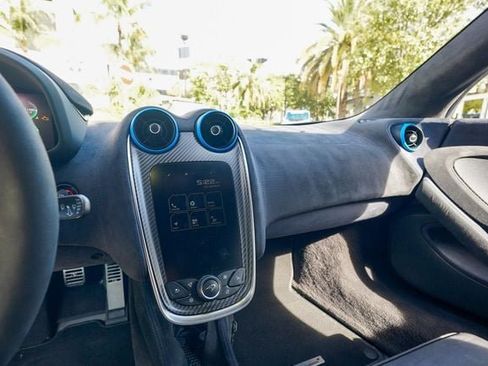 Used 2019 McLaren 600LT RWD image 66