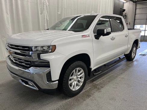 Used 2020 Chevrolet Silverado 1500 LTZ w/ LTZ Plus Package image 3