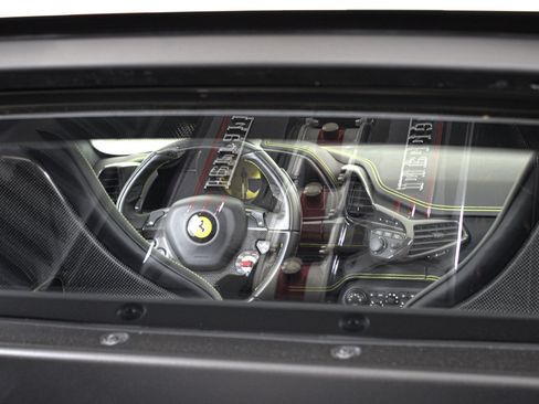 Used 2015 Ferrari 458 Speciale Coupe RWD image 59