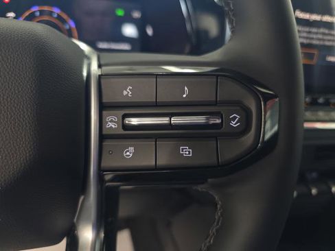 New 2026 Chevrolet Colorado LT w/ LT Convenience Package AWD/4WD image 14