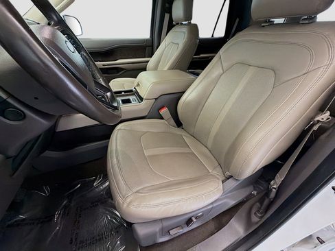 Used 2020 Ford Expedition Limited w/ Special Edition Package RWD image 11