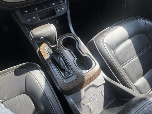 Used 2018 GMC Canyon Denali AWD/4WD image 16