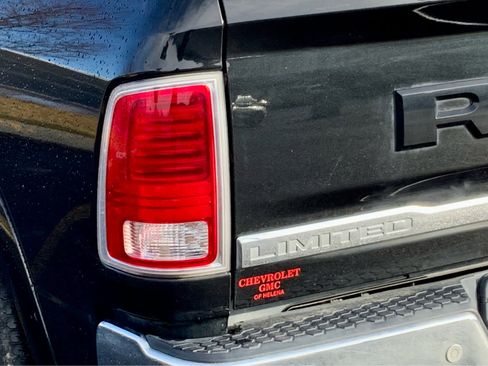 Used 2018 RAM 1500 Limited image 15