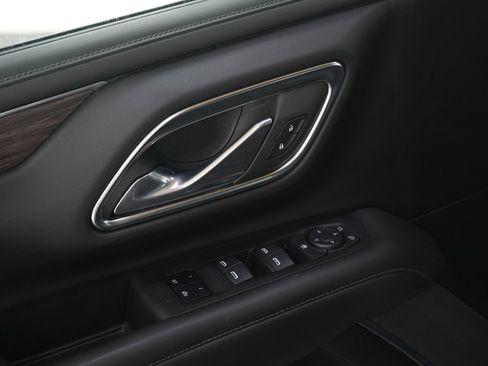 Used 2023 Chevrolet Tahoe LT image 22