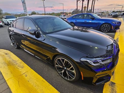 Used 2021 BMW M550i xDrive w/ Premium Package image 3