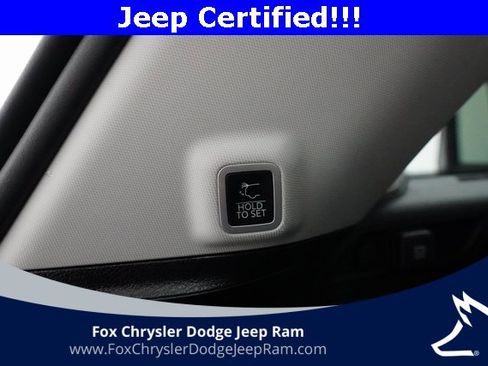 Used 2023 Jeep Grand Cherokee Limited image 15