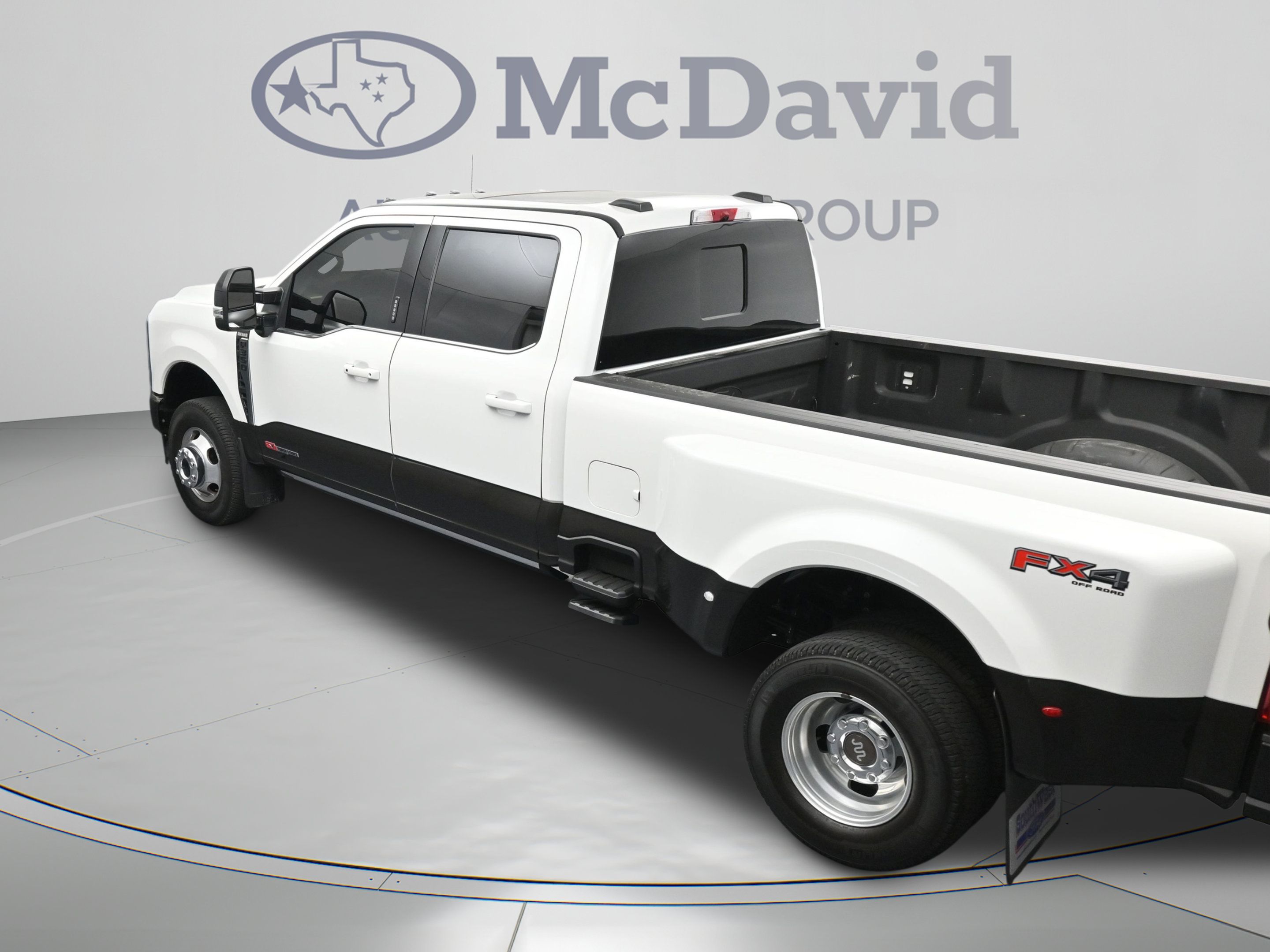 Used 2024 Ford F350 King Ranch AWD/4WD image 37