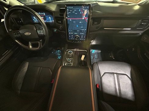 Used 2023 Ford Expedition Max Platinum AWD/4WD image 10