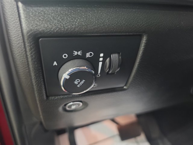 Used 2022 Jeep Grand Cherokee Laredo X AWD/4WD image 21