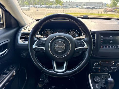 Used 2021 Jeep Compass Latitude w/ Convenience Group AWD/4WD image 19