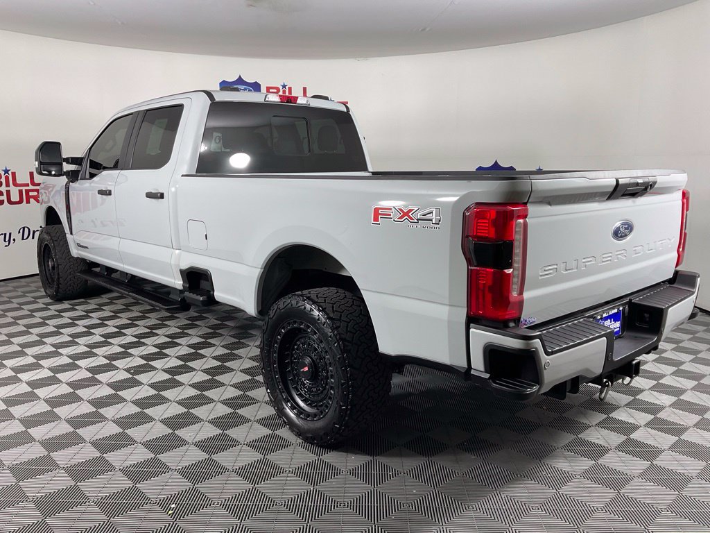 Used 2025 Ford F250 XL w/ STX Appearance Package AWD/4WD image 6