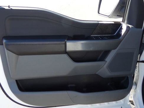 Used 2021 Ford F150 XLT w/ Equipment Group 301A Mid image 25