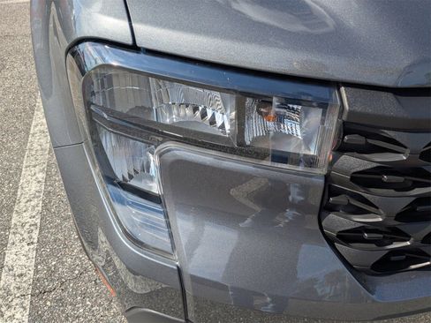 New 2025 Ford Maverick XLT w/ XLT Luxury Package image 10