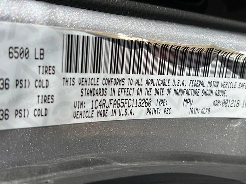 Used 2015 Jeep Grand Cherokee Altitude AWD/4WD image 27