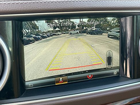 Used 2020 Mercedes-Benz SL 450 w/ Premium Package image 15