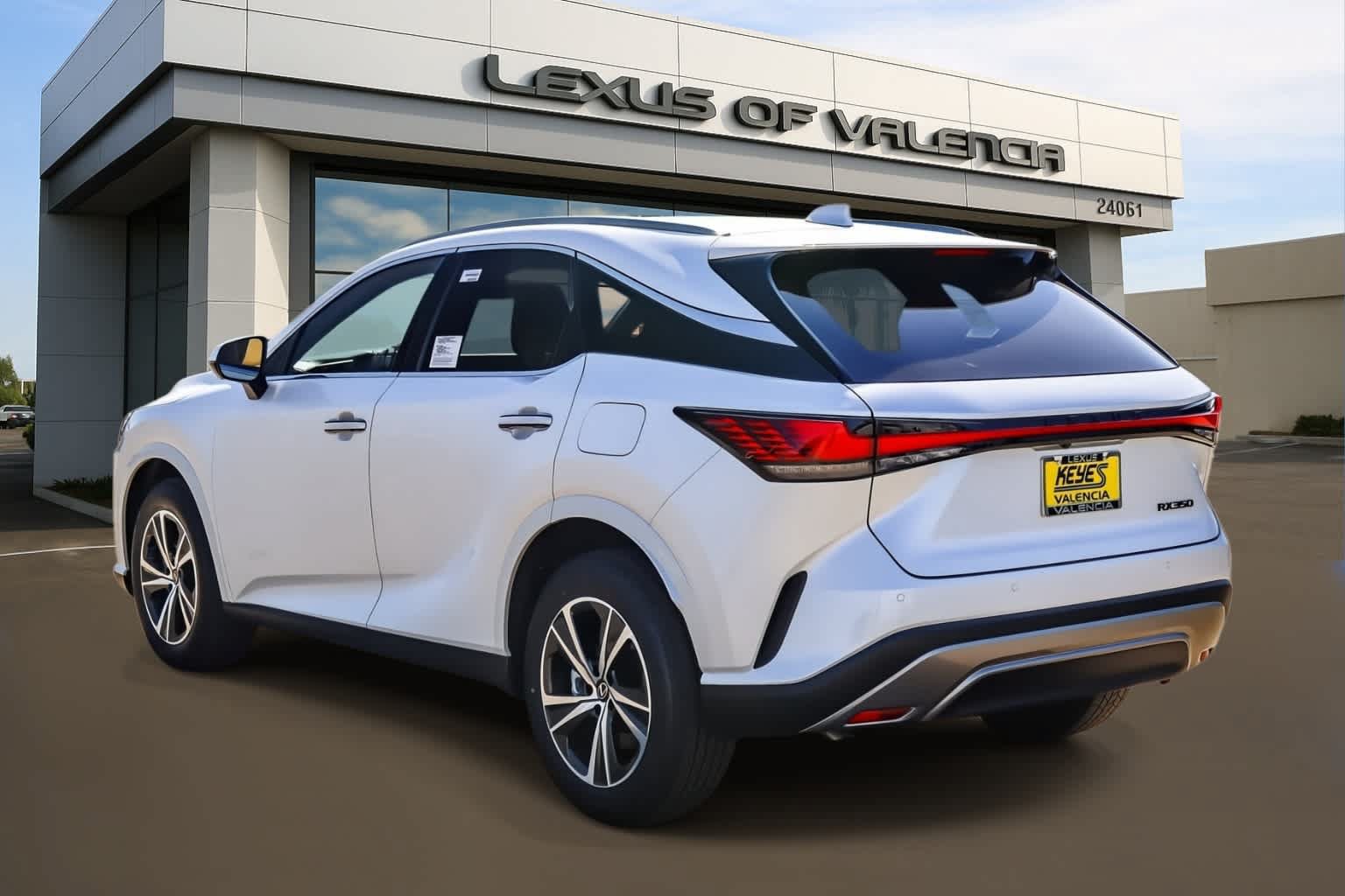 New 2026 Lexus RX 350 Premium w/ Accessory Package (Z1) FWD image 2