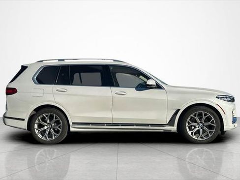 Used 2022 BMW X7 xDrive40i w/ Premium Package image 6