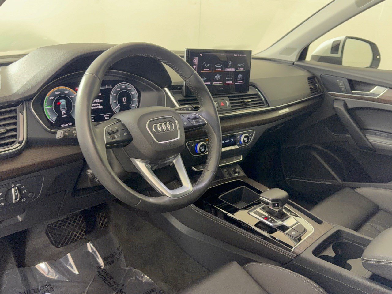 Used 2024 Audi Q5 e Premium Plus w/ Premium Plus Package AWD/4WD image 4