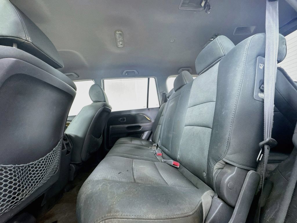Used 2006 Honda Pilot LX image 28