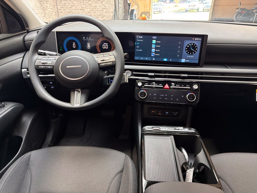 New 2026 Hyundai Tucson SEL FWD image 16