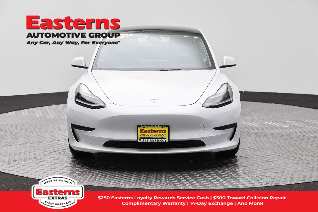 Used 2023 Tesla Model 3 Standard Range RWD image 3