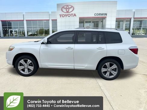 Used 2008 Toyota Highlander Sport FWD image 2