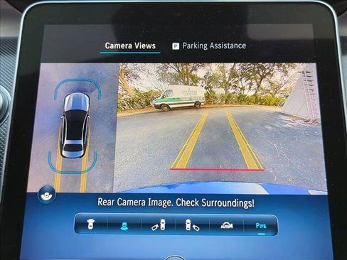 Used 2022 Mercedes-Benz C 300 Sedan image 10