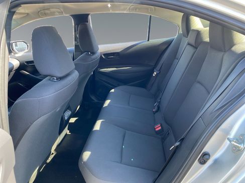 Used 2025 Toyota Corolla LE FWD image 13