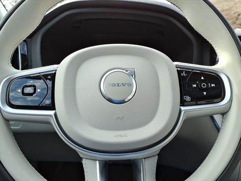 New 2026 Volvo XC60 T8 Ultra w/ Protection Package Premier AWD/4WD image 10
