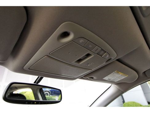 Used 2016 Nissan Altima 2.5 SL w/ 2.5 Technology w/LED Package FWD image 21